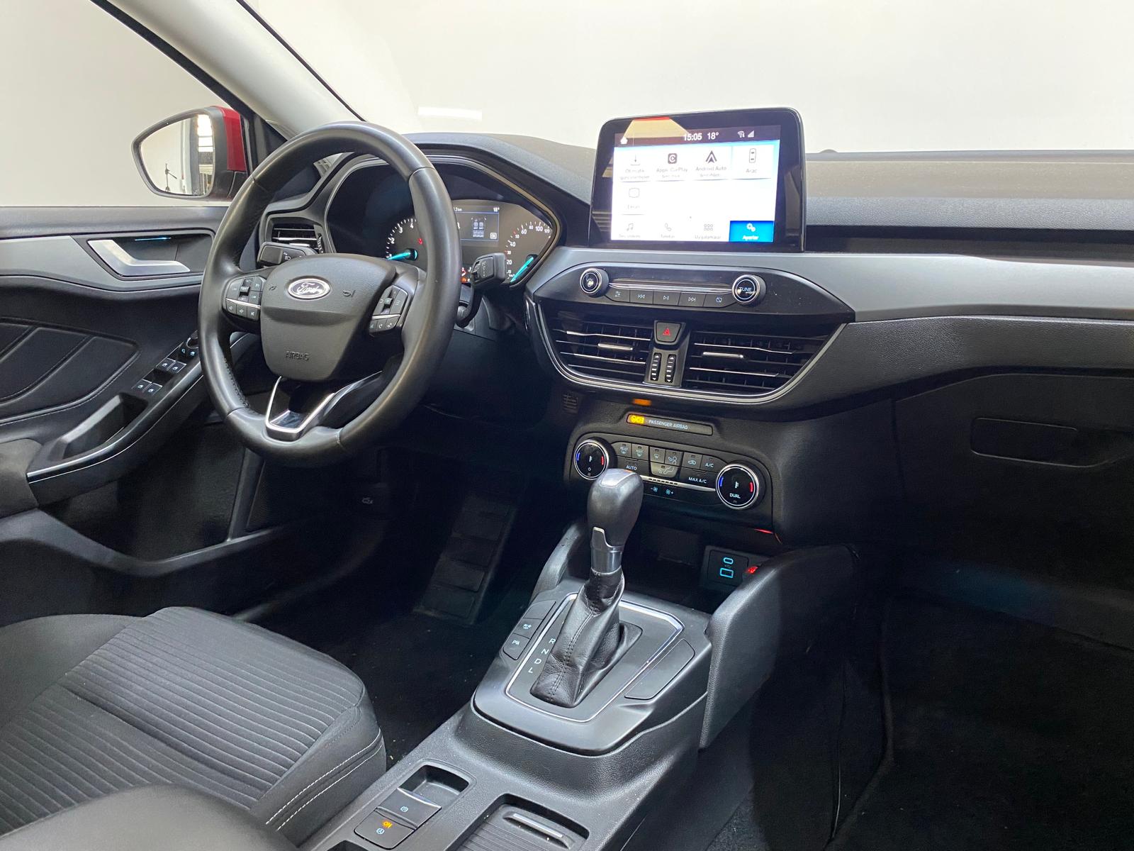 FORD FOCUS 22